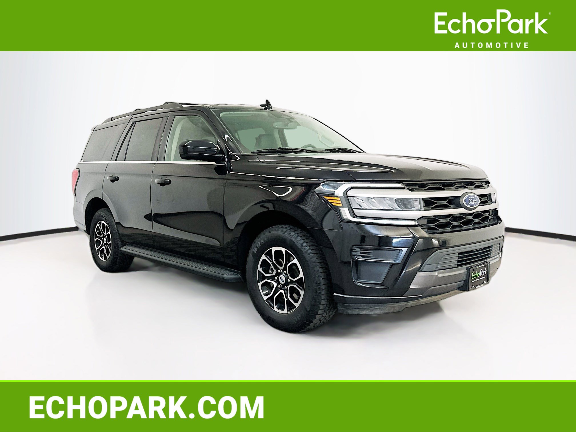 Used 2024 Ford Expedition XLT image 1