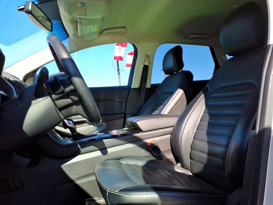 Used 2018 Ford Edge SEL w/ Equipment Group 201A image 13