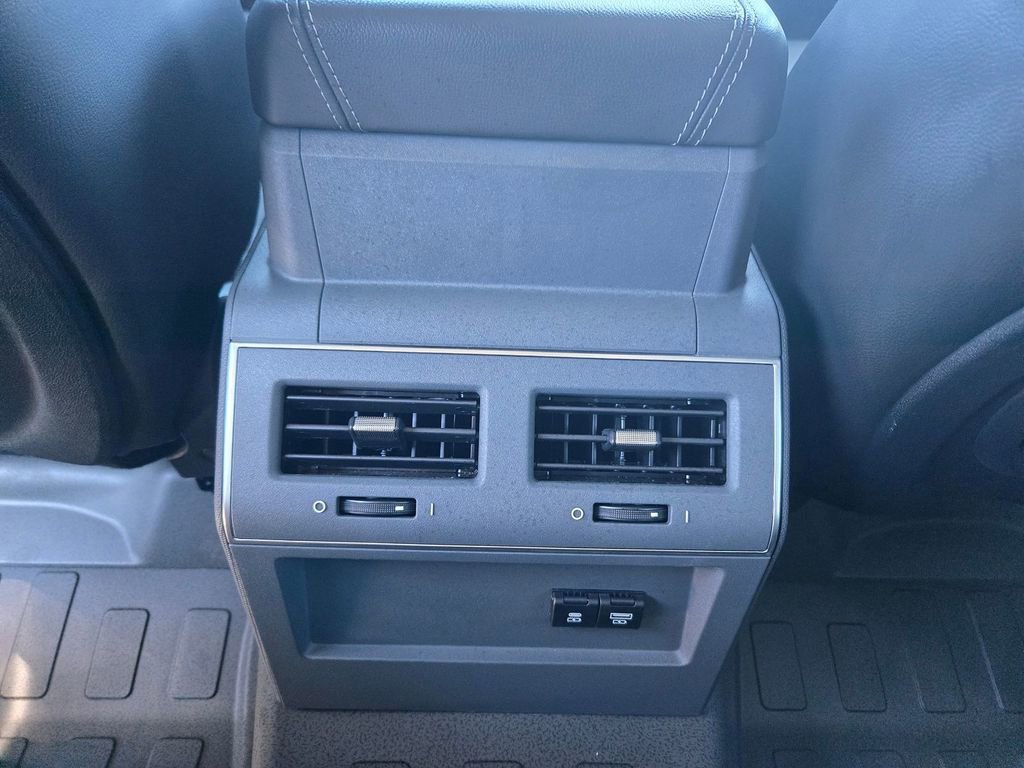 Used 2026 INEOS Grenadier Fieldmaster Edition image 10