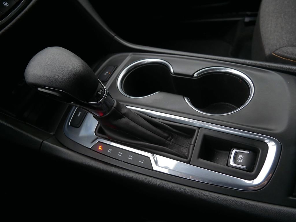 Used 2023 Chevrolet Equinox LT image 24