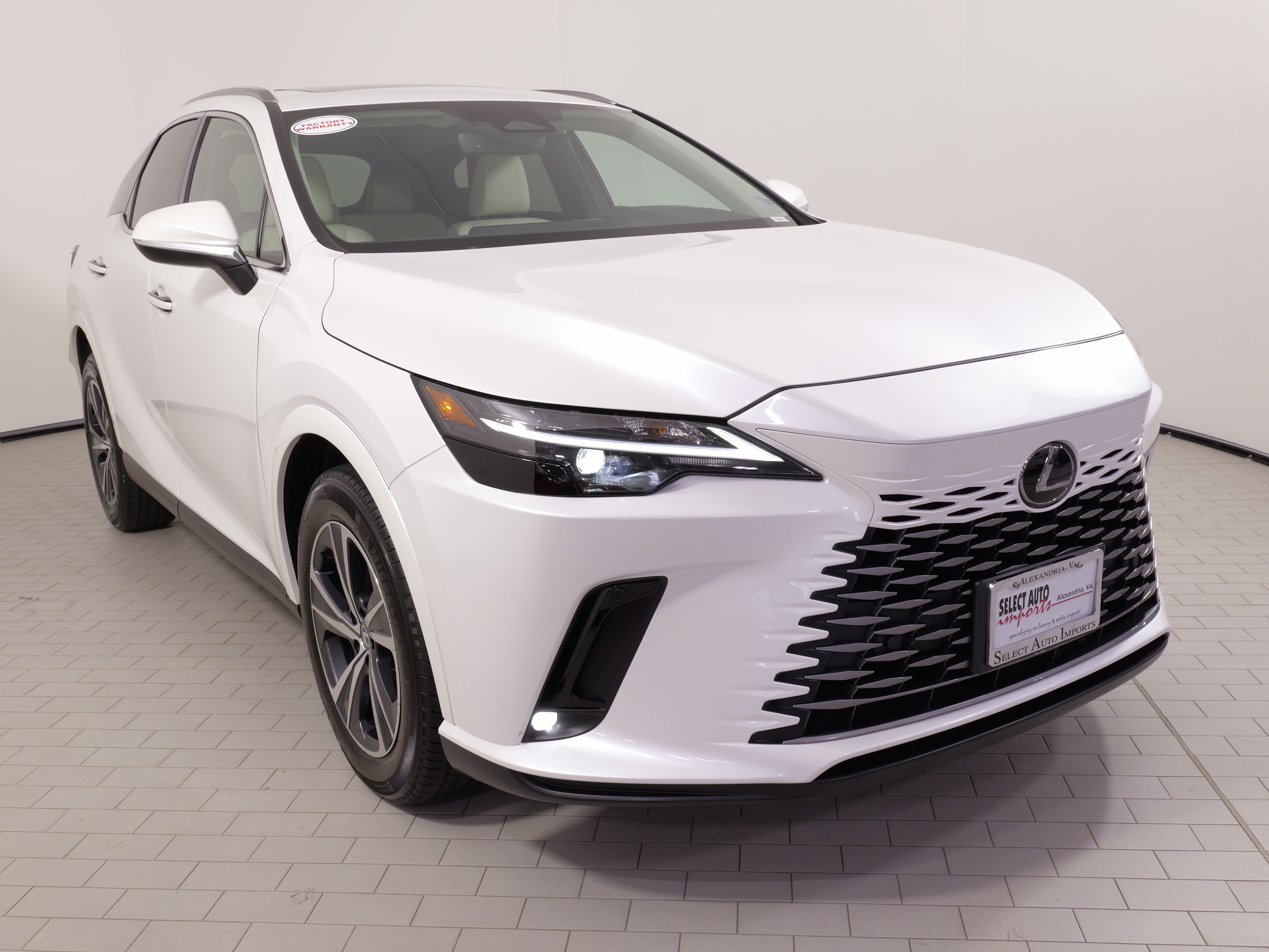 Used 2024 Lexus RX 350 Premium w/ Cold Area Package AWD/4WD image 7