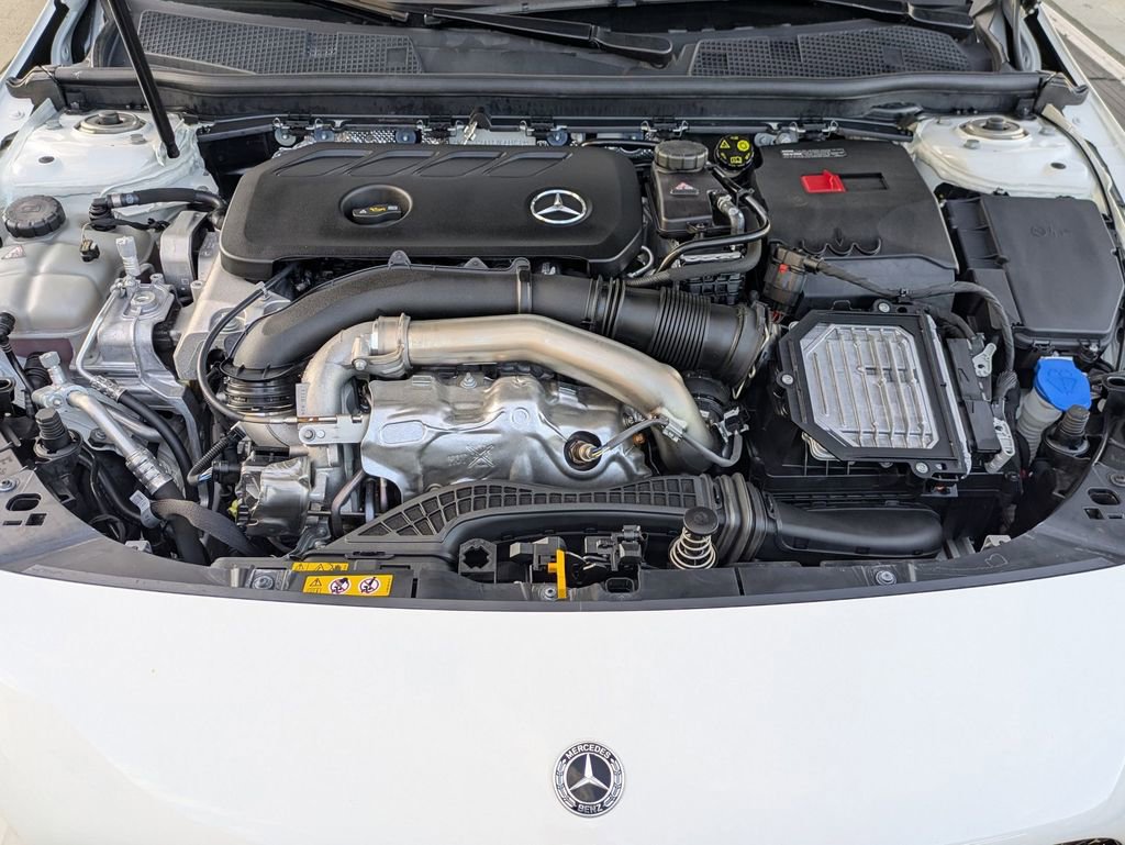 Used 2025 Mercedes-Benz CLA 250 image 30