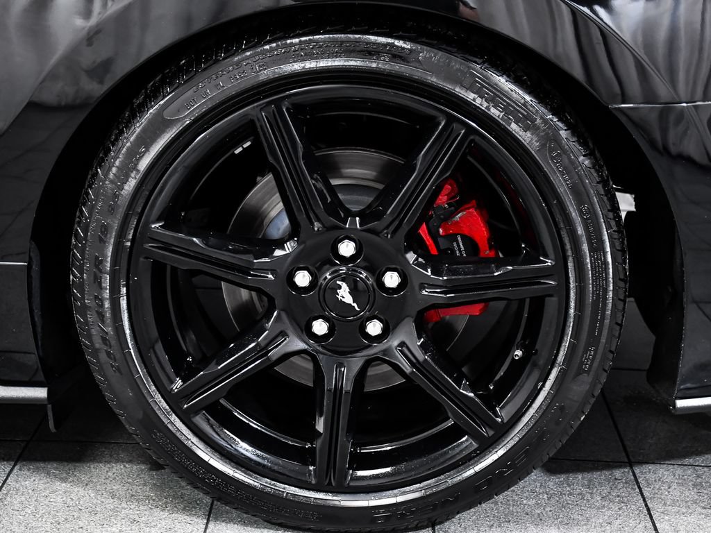 Used 2020 Ford Mustang GT Premium w/ Equipment Group 401A RWD image 8