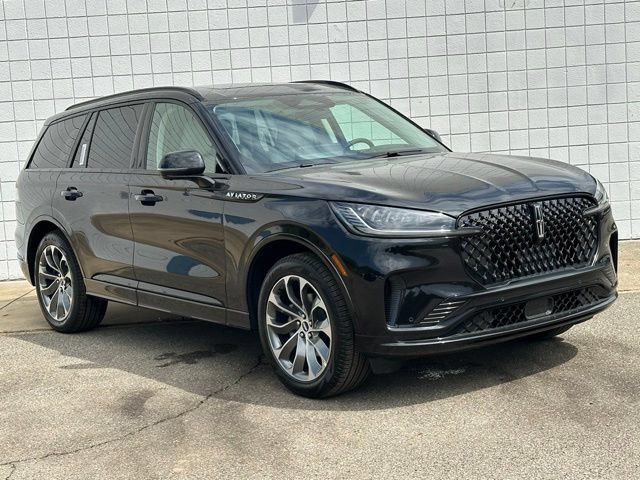 New 2026 Lincoln Aviator AWD image 30