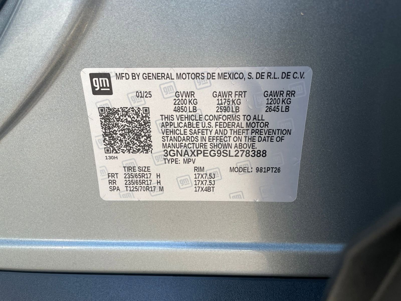 Used 2025 Chevrolet Equinox LT image 23