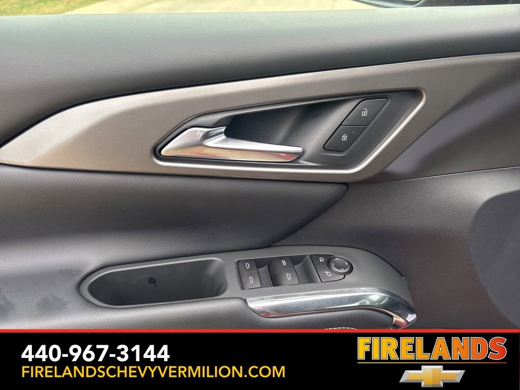 New 2026 Chevrolet Traverse LT w/ Driver Confidence Package image 13