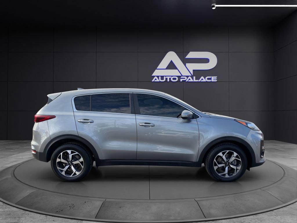 Used 2021 Kia Sportage LX image 8