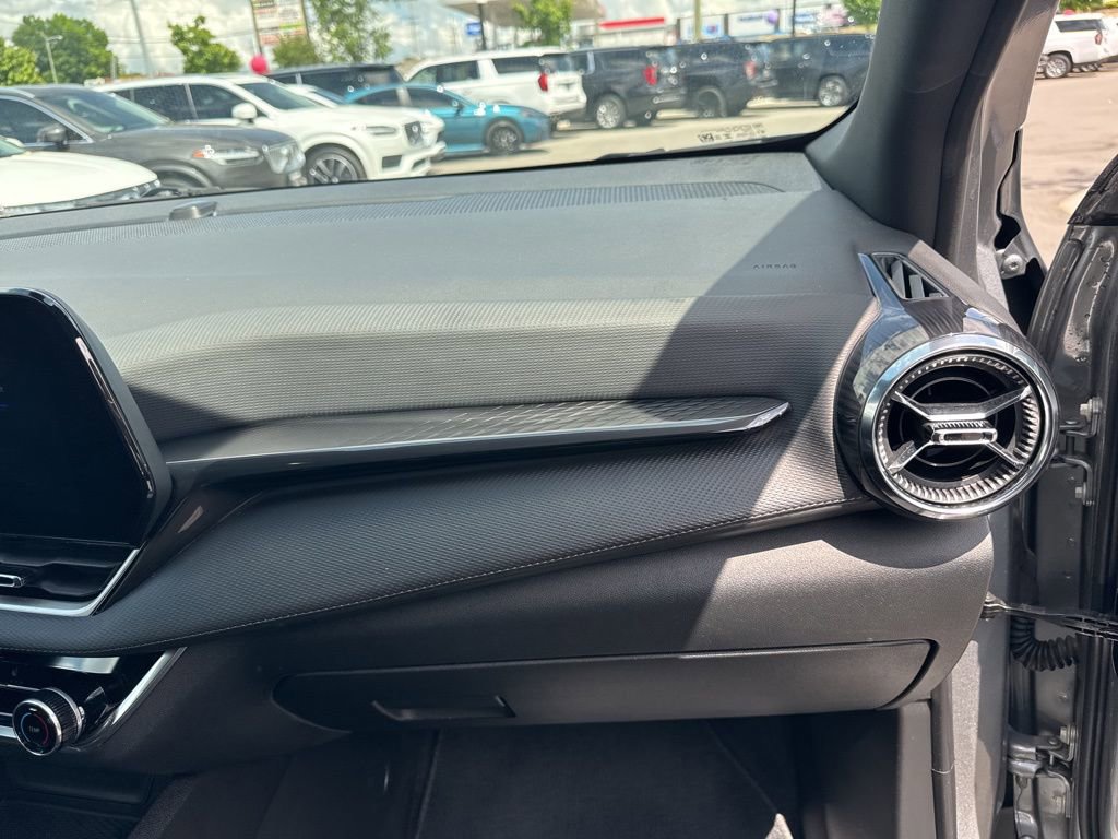 Used 2025 Chevrolet Equinox LT FWD image 20