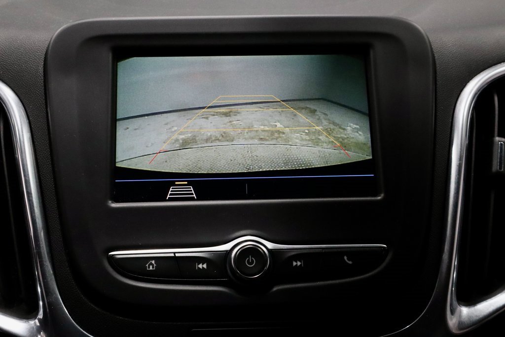 Used 2019 Chevrolet Equinox LT image 2