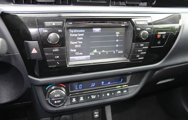 Used 2014 Toyota Corolla S FWD image 24