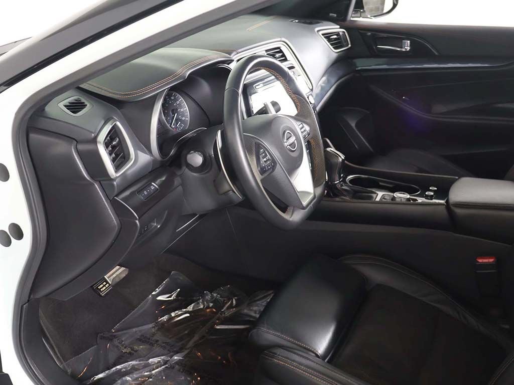 Used 2023 Nissan Maxima SR w/ Sport Mat Group FWD image 27