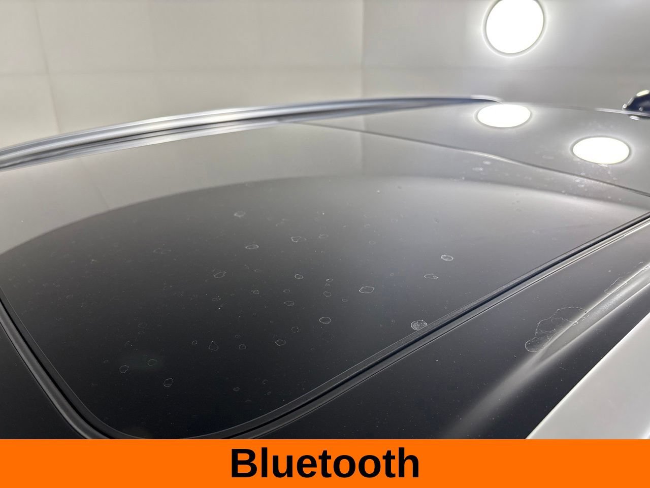 Used 2019 Volvo XC60 T5 R-Design w/ Protection Package Premier FWD image 9
