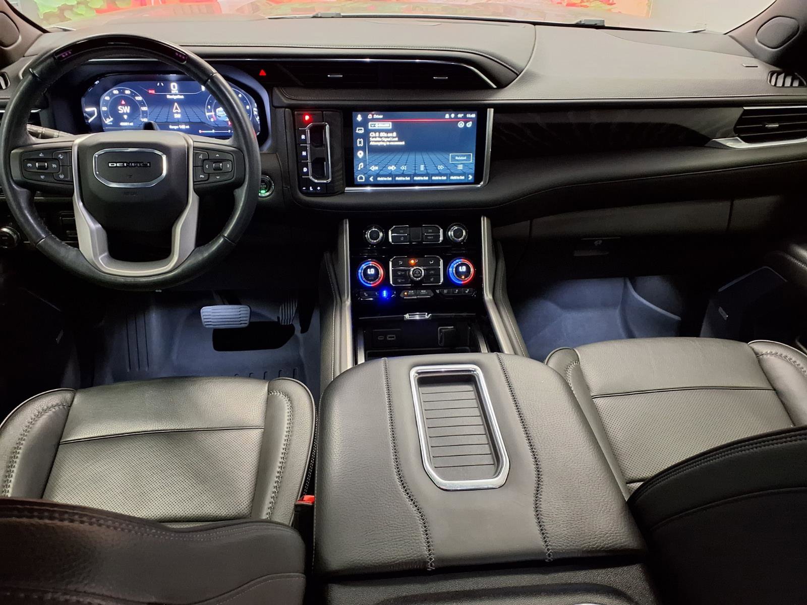 Used 2023 GMC Yukon Denali w/ Denali Reserve Package AWD/4WD image 18