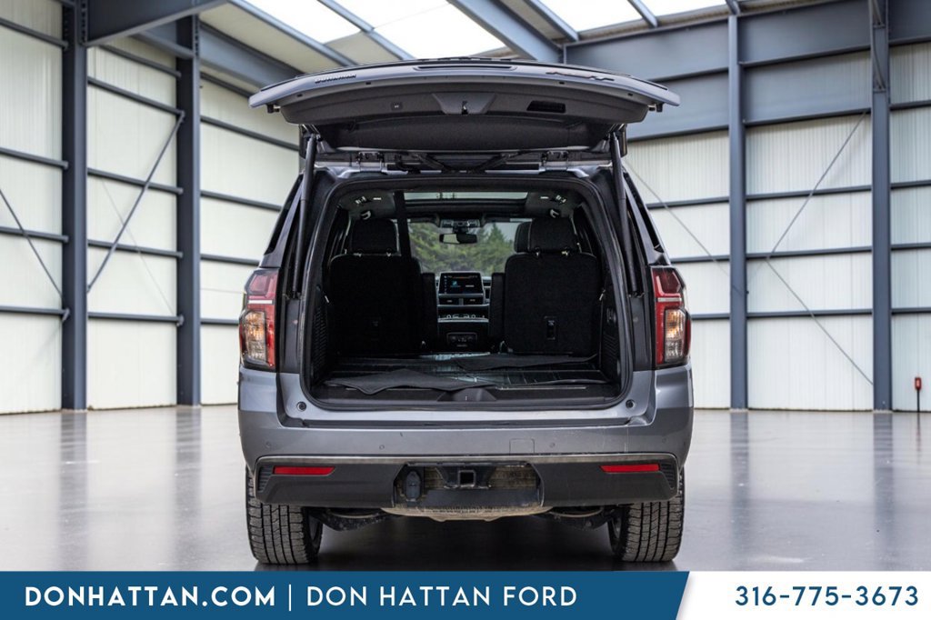 Used 2022 Chevrolet Tahoe RST w/ Luxury Package AWD/4WD image 30