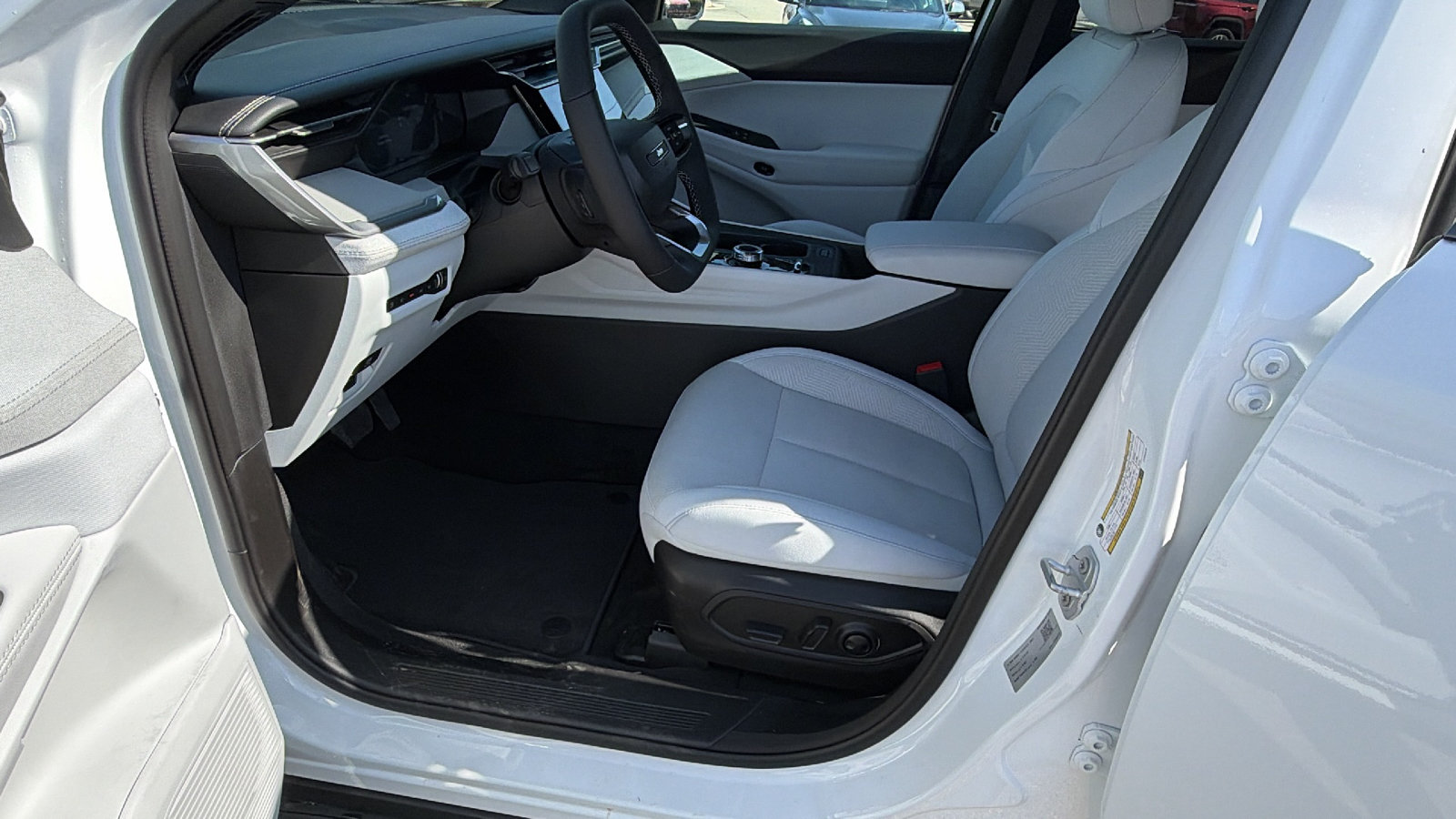 New 2026 Jeep Cherokee Laredo AWD/4WD image 16