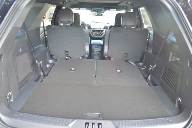 New 2026 Ford Explorer ST-Line image 30