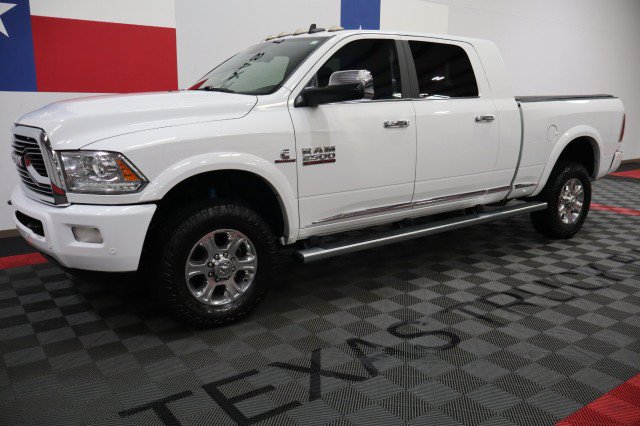 Used 2017 RAM 2500 Limited AWD/4WD image 2