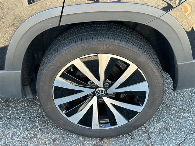 Used 2023 Volkswagen Taos SE image 18