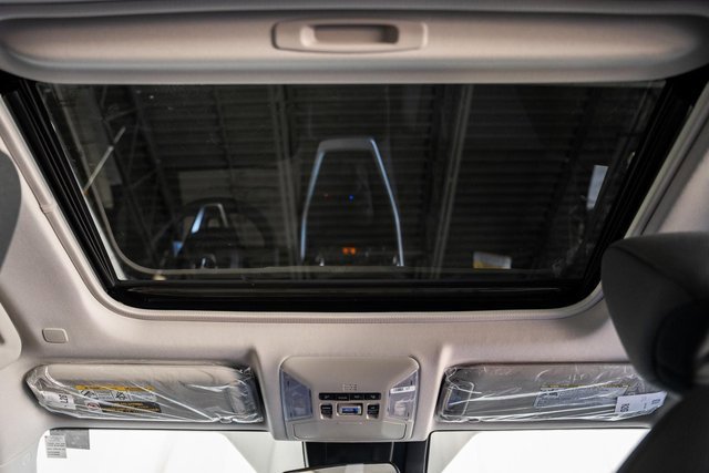 New 2025 Toyota RAV4 XLE image 28