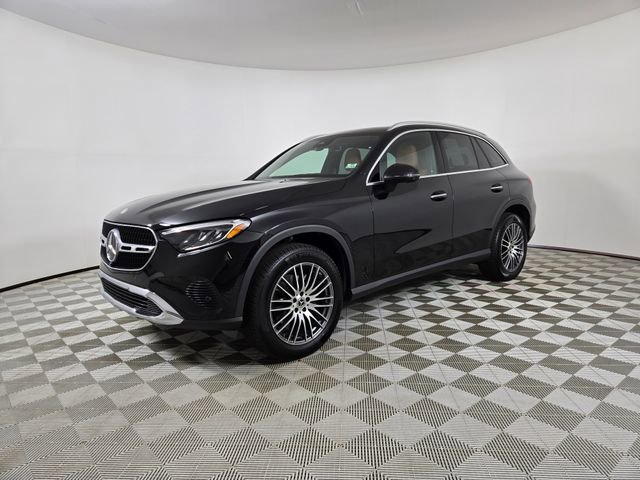 Certified 2026 Mercedes-Benz GLC 300 4MATIC image 5