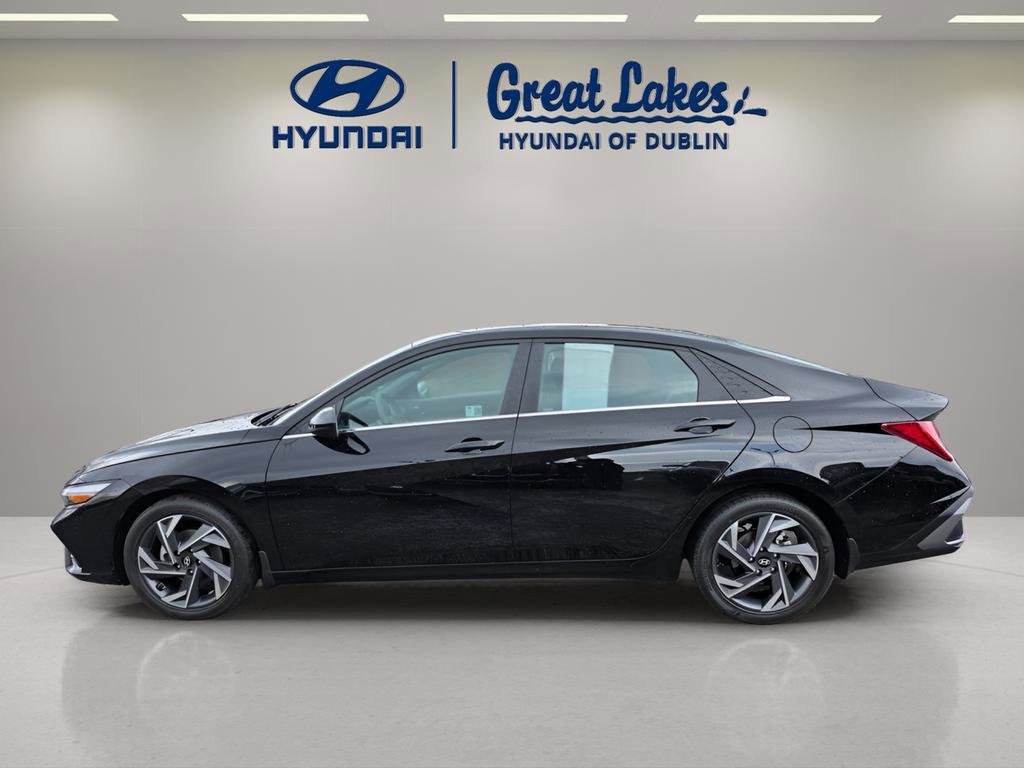 Certified 2024 Hyundai Elantra SEL w/ Convenience Package image 2