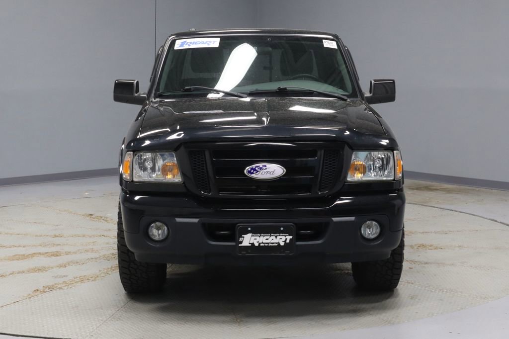 Used 2011 Ford Ranger Sport w/ Bright Trim Group AWD/4WD image 4