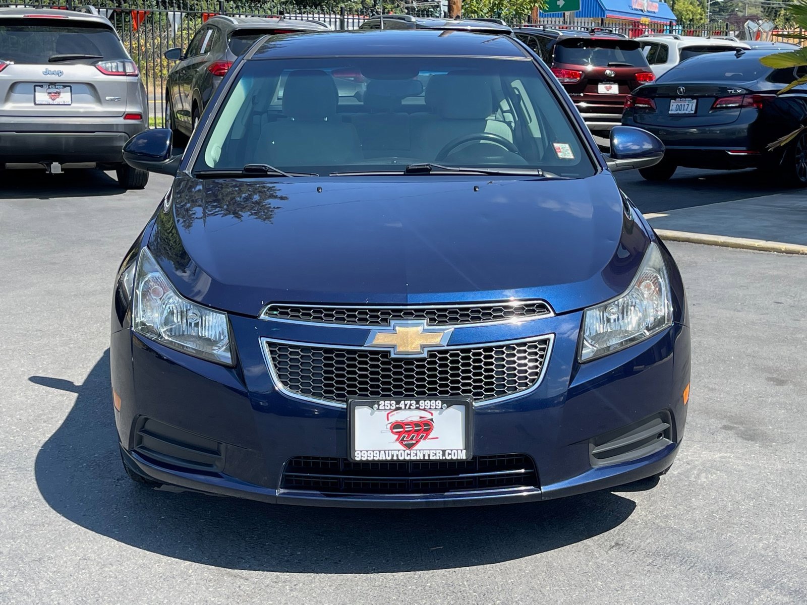 Used 2011 Chevrolet Cruze Eco image 2
