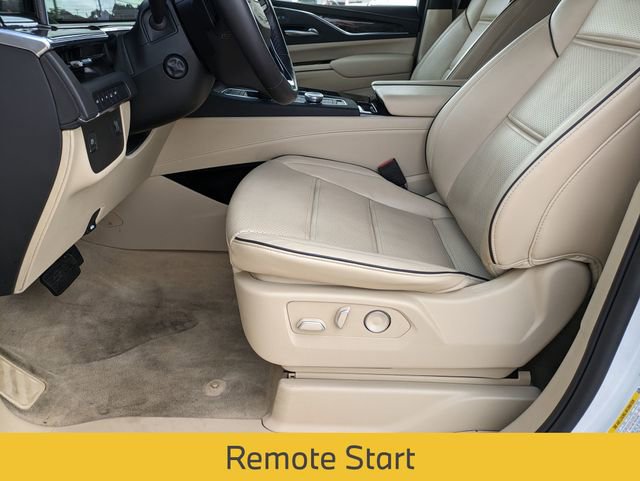Used 2024 Cadillac Escalade Premium Luxury image 14