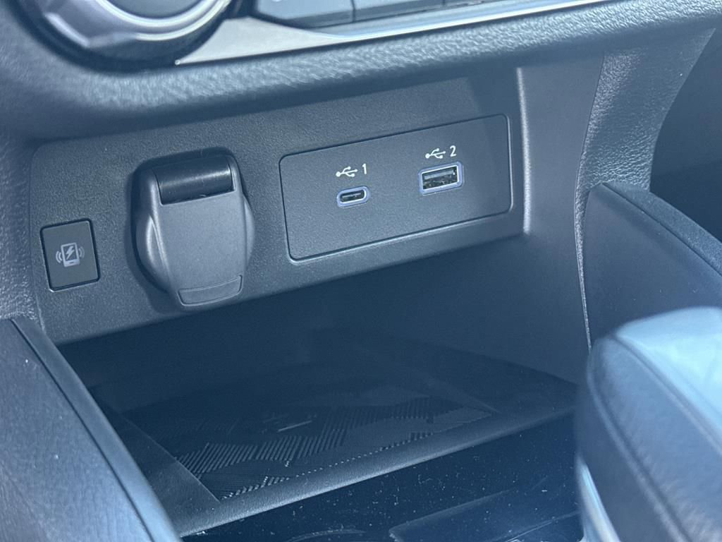 New 2025 Nissan Versa SR image 27