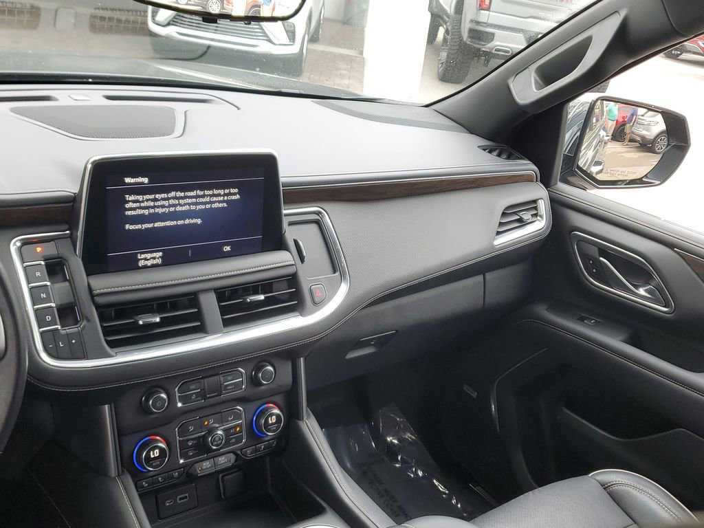 Used 2021 Chevrolet Tahoe Premier w/ Premium Package image 20