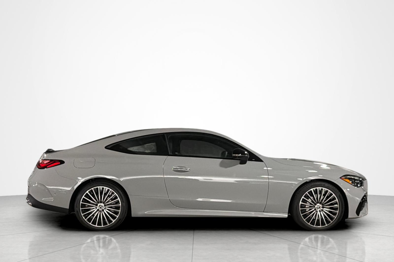 New 2026 Mercedes-Benz CLE 300 4MATIC Coupe image 6