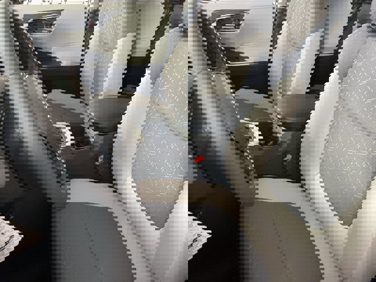 New 2025 Toyota RAV4 XLE image 21