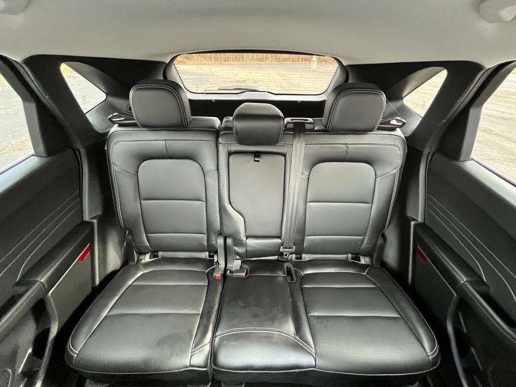 Used 2023 Ford Escape Platinum image 18