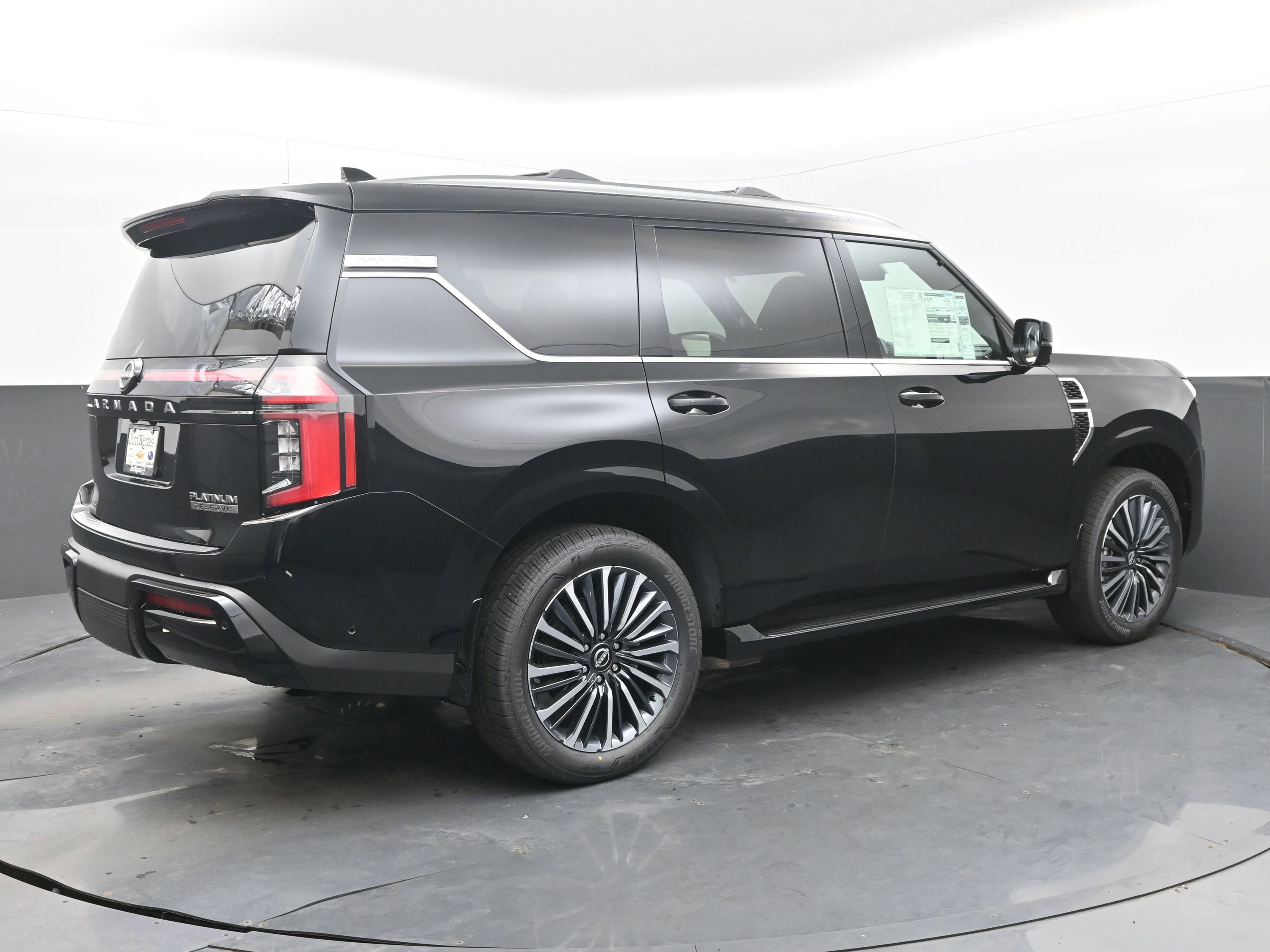 New 2025 Nissan Armada Platinum Reserve image 7