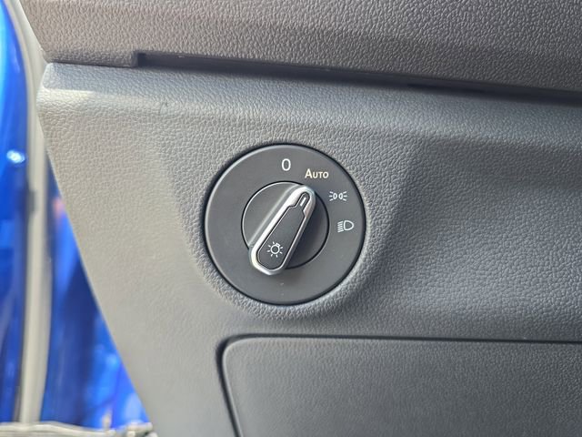 Used 2024 Volkswagen Jetta SE image 22