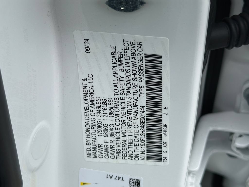Used 2025 Honda Civic Sport image 29