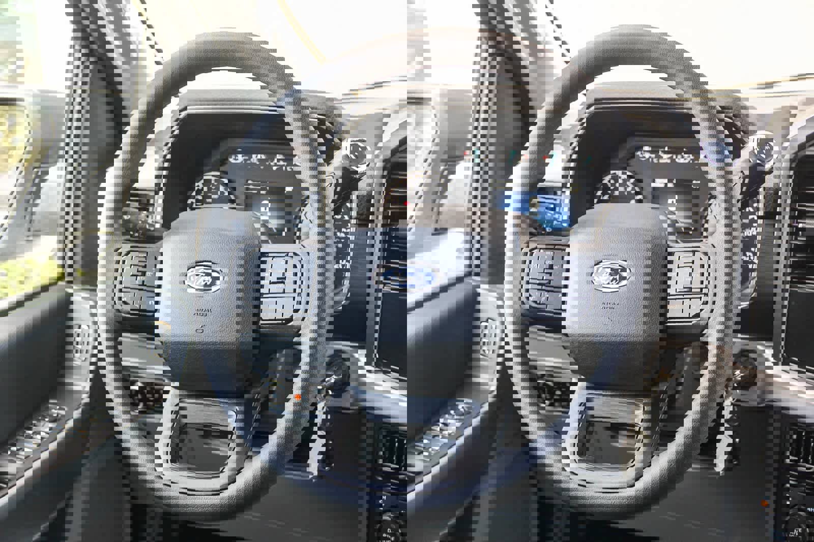 Used 2023 Ford F150 XLT image 15