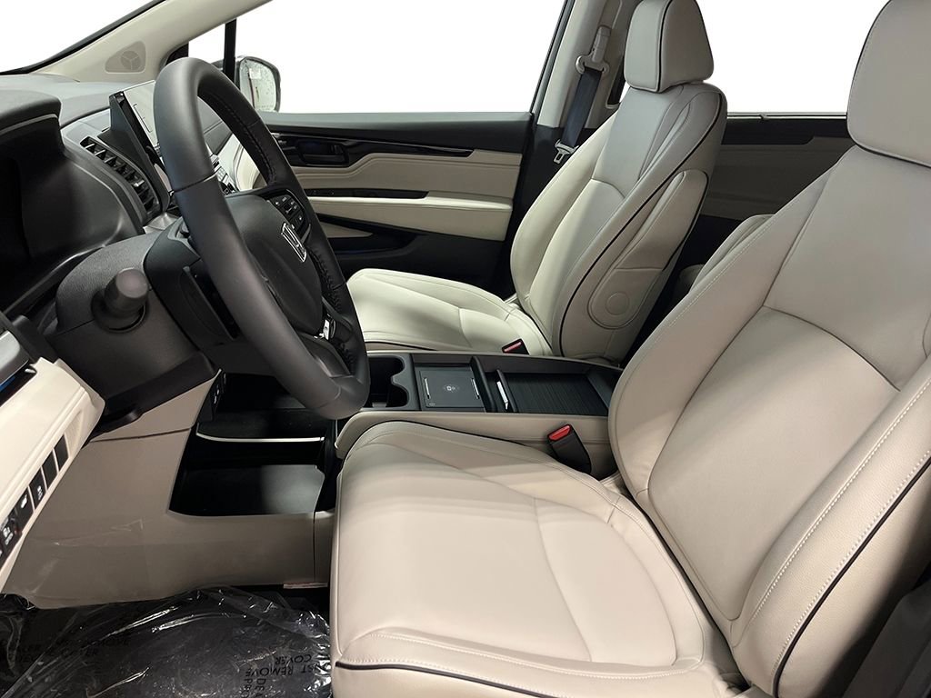New 2026 Honda Odyssey Touring image 16