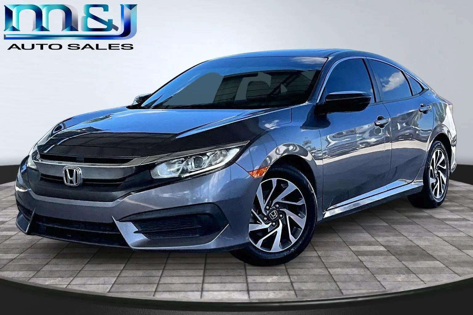 Used 2018 Honda Civic EX image 1