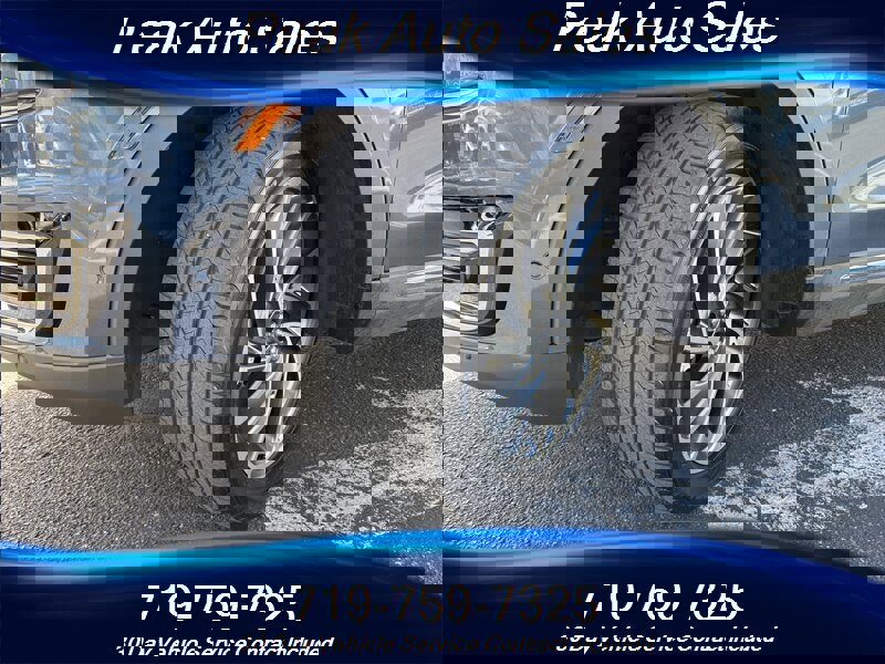 Used 2019 Lincoln Nautilus Reserve image 10