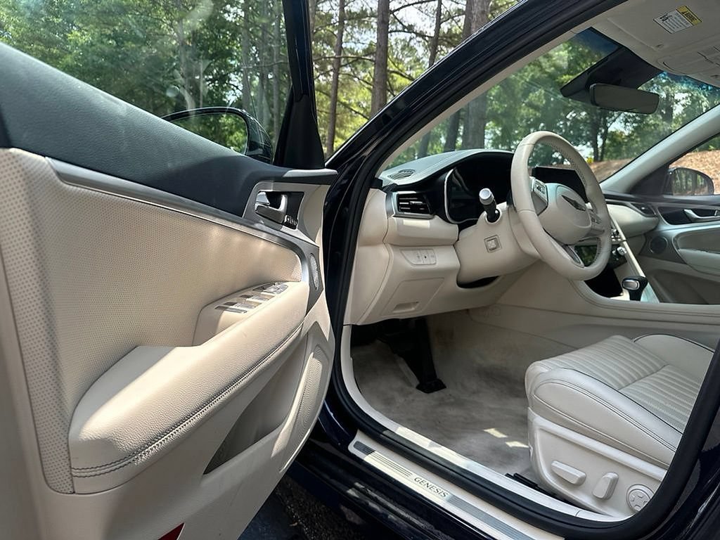 Certified 2026 Genesis G70 2.5T Prestige AWD/4WD image 6
