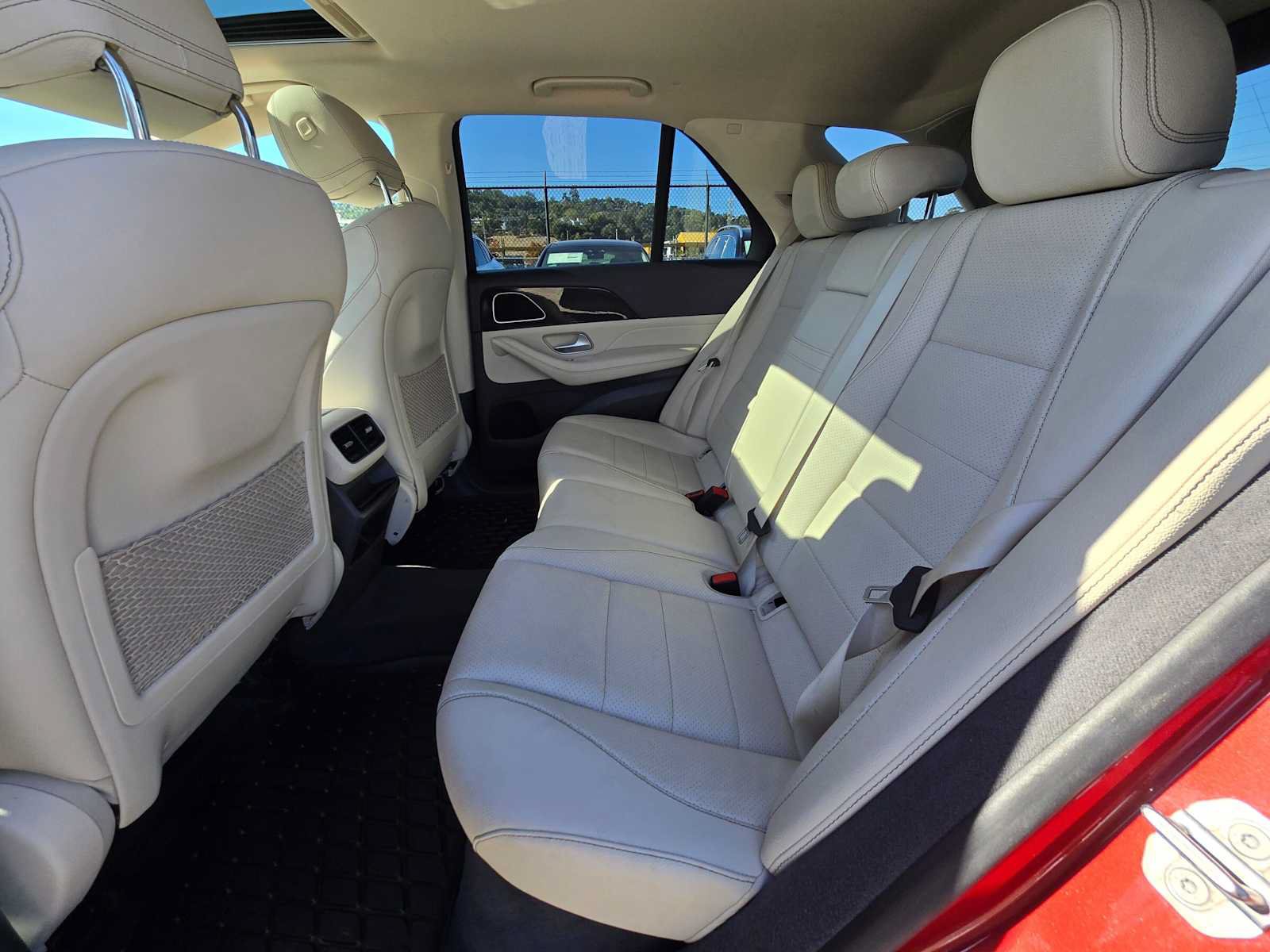 Used 2020 Mercedes-Benz GLE 350 4MATIC image 16