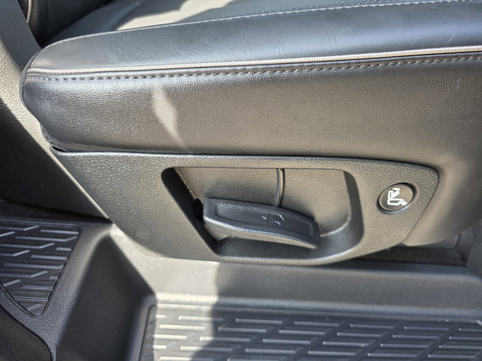 Certified 2024 Hyundai Palisade Calligraphy image 16