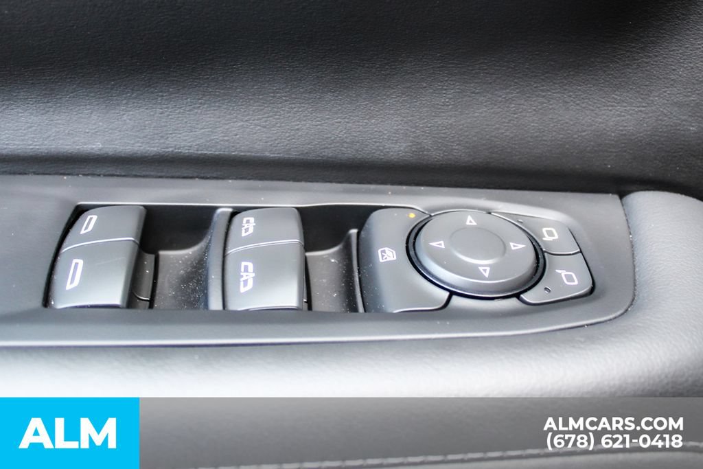 Used 2025 Chevrolet Suburban Z71 AWD/4WD image 42