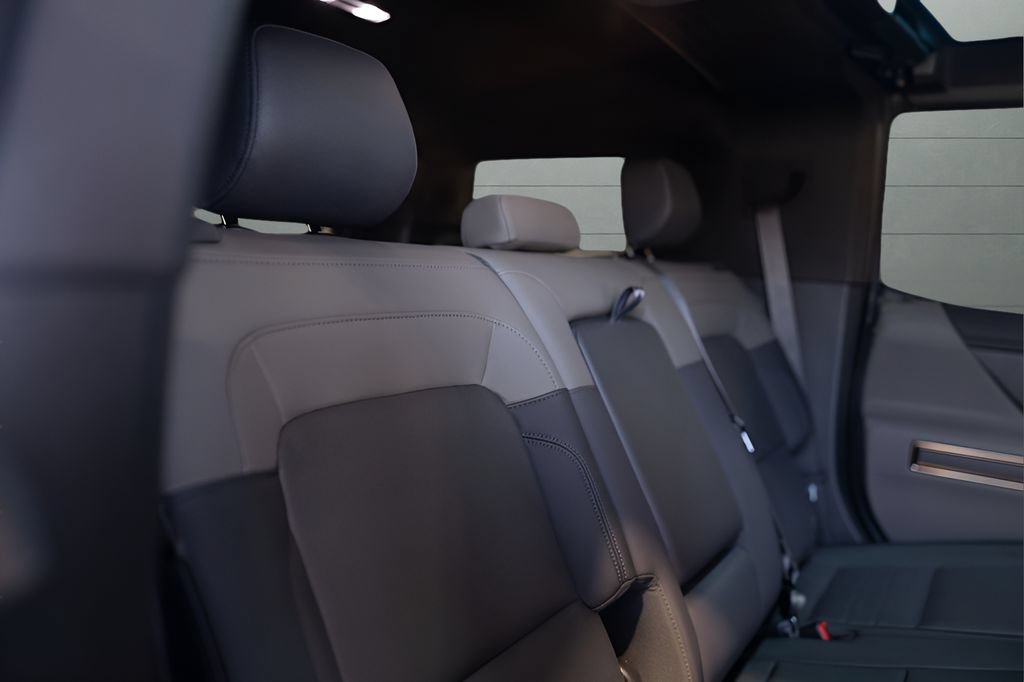 Used 2024 GMC Hummer EV 3X AWD/4WD image 70