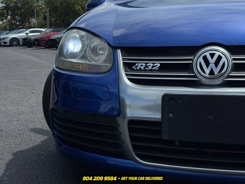 Used 2008 Volkswagen R32 AWD/4WD image 12
