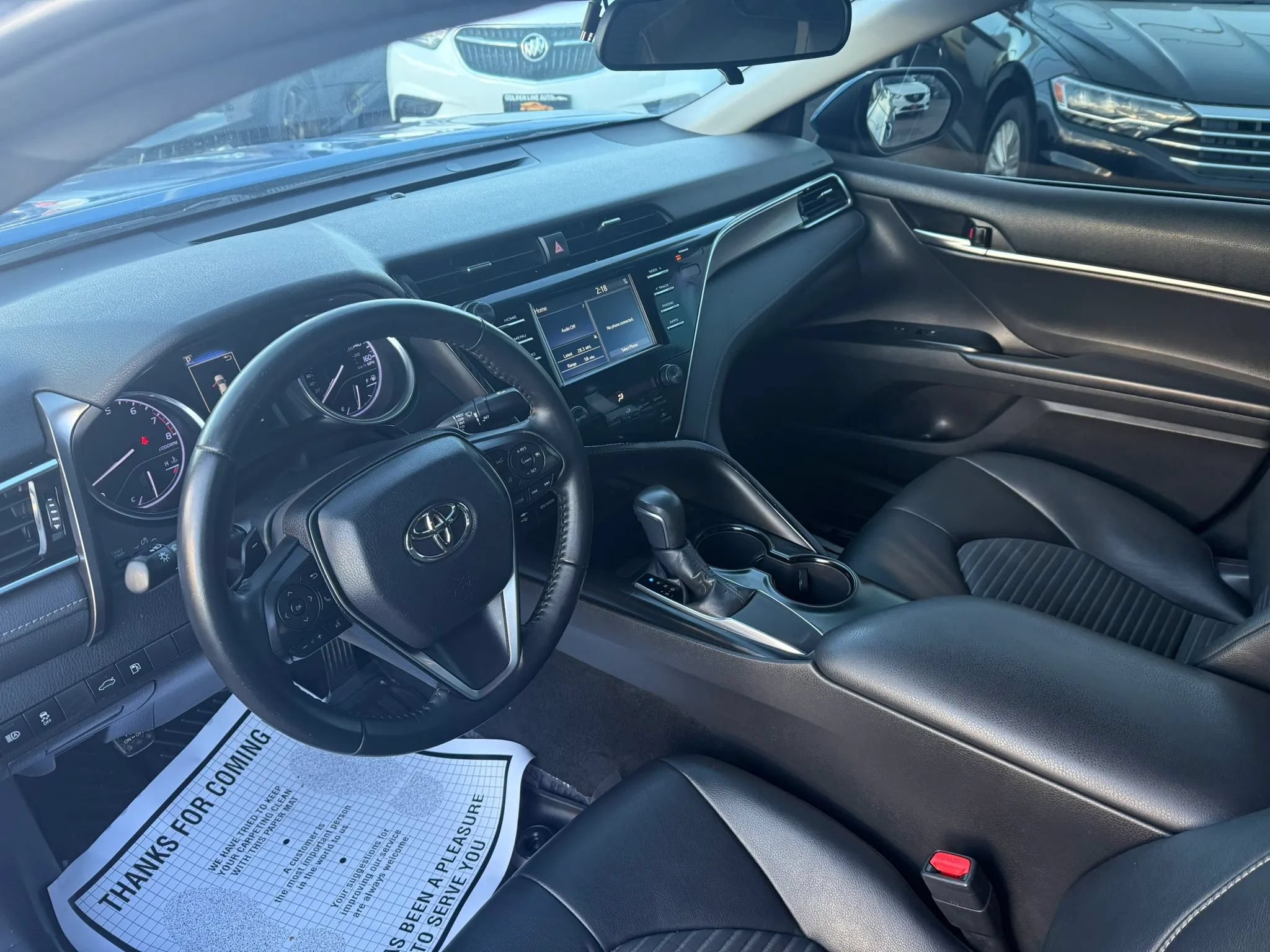 Used 2018 Toyota Camry SE FWD image 11