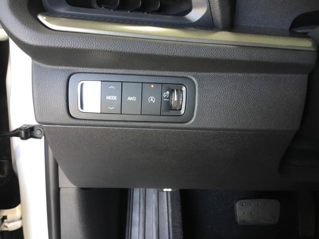 New 2026 Chevrolet Traverse LT w/ LPO, Floor Liner Package image 40