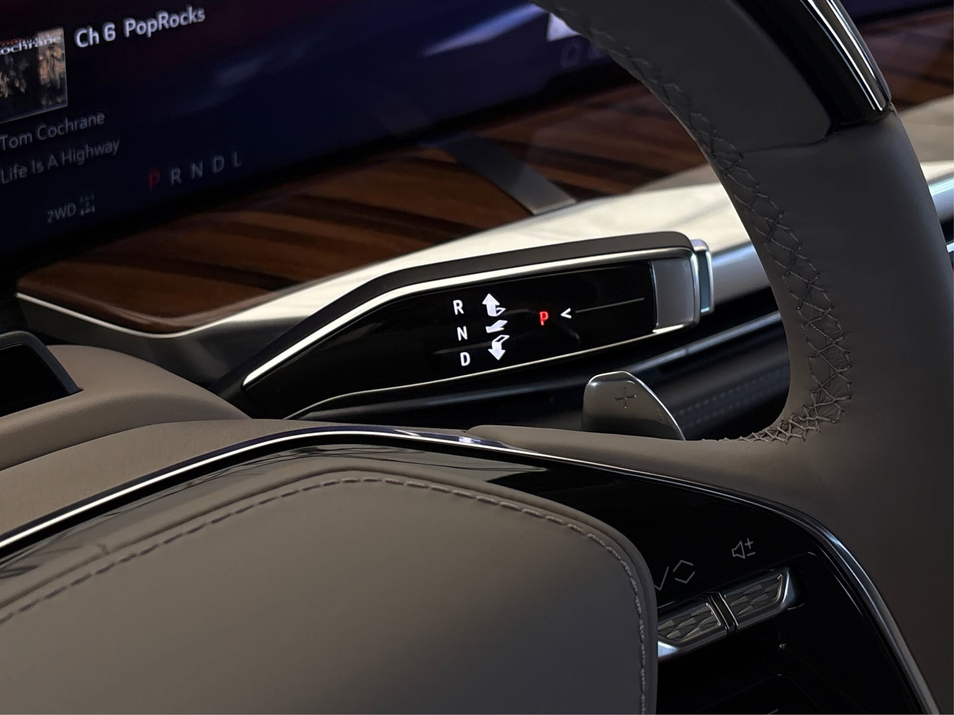 New 2026 Cadillac Escalade ESV Platinum Sport image 31