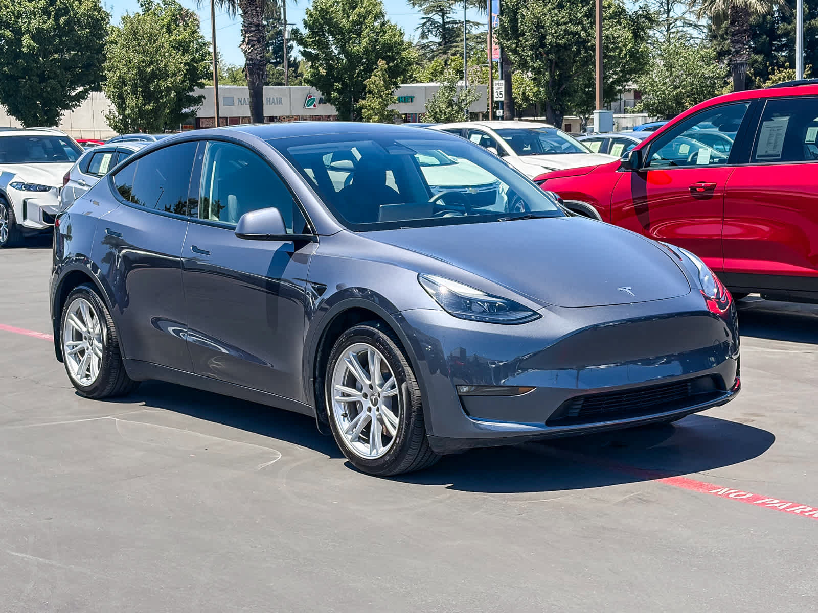 Used 2023 Tesla Model Y Long Range AWD/4WD image 5